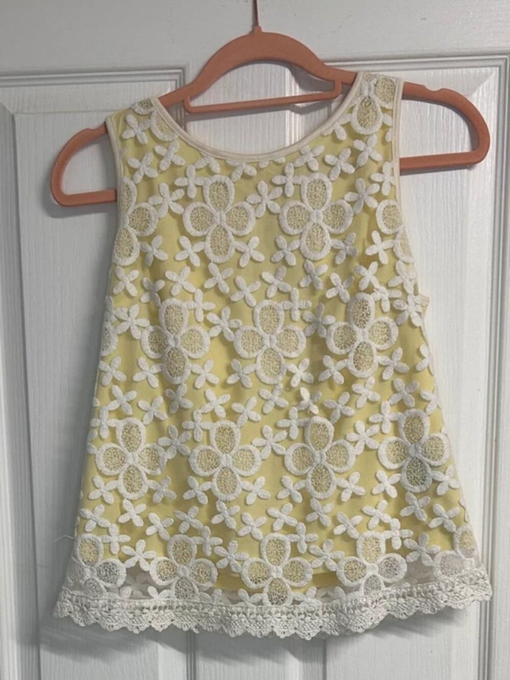Suzy Shier Womens Yellow Floral Lace Sleeveless Blouse Tank
